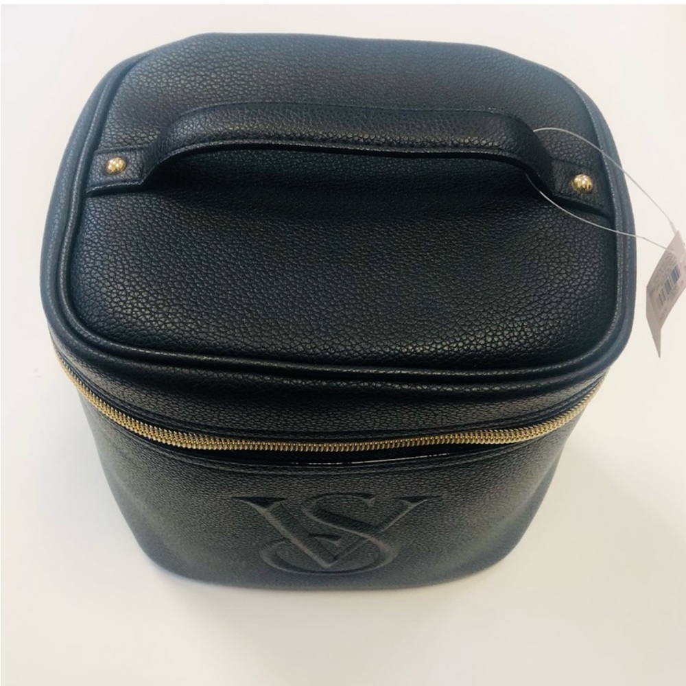 NWT VS Black Cosmetic Case - Picture 3 of 8